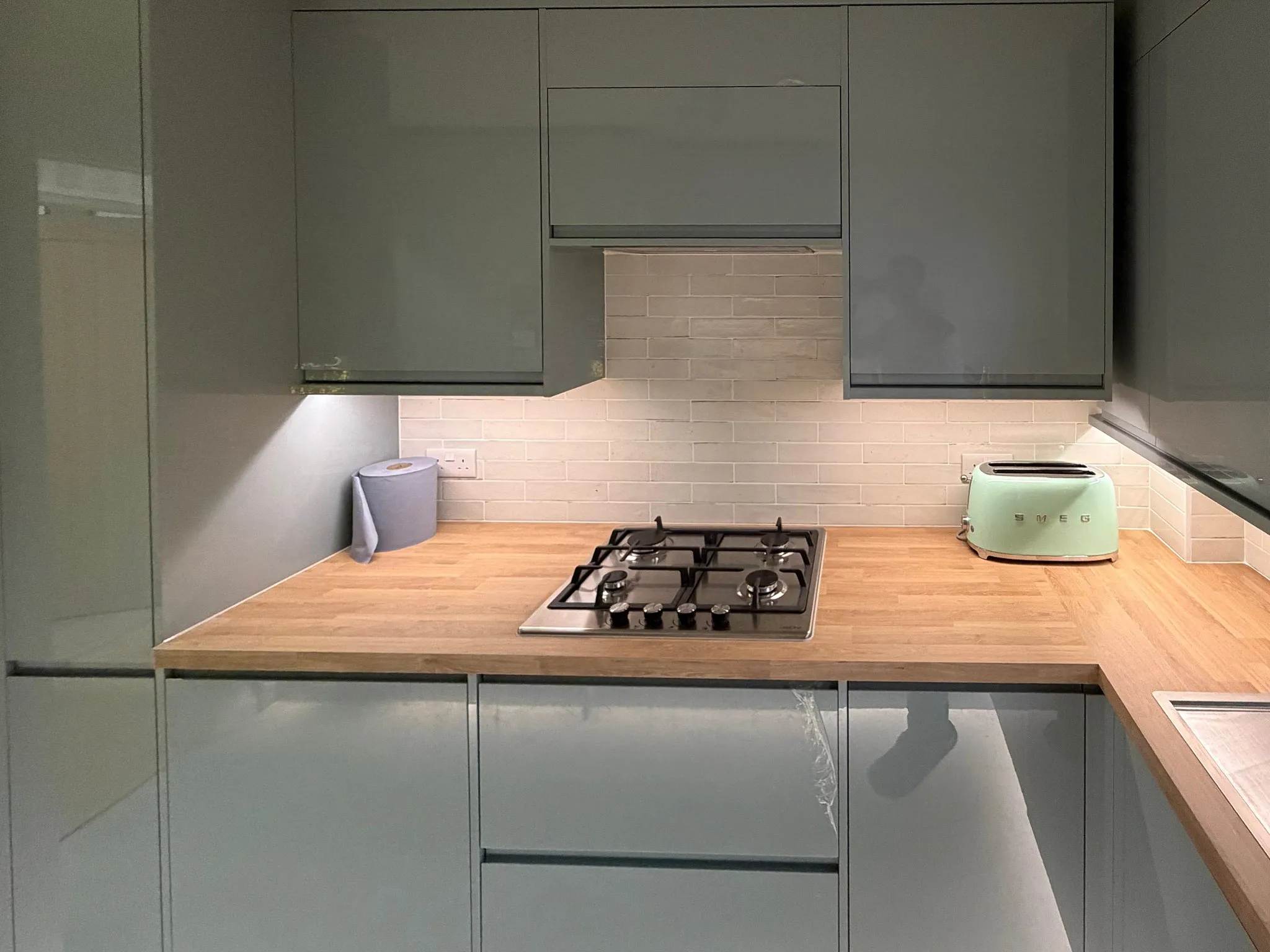 Ergonomic narrow kitchen layout Surrey project
