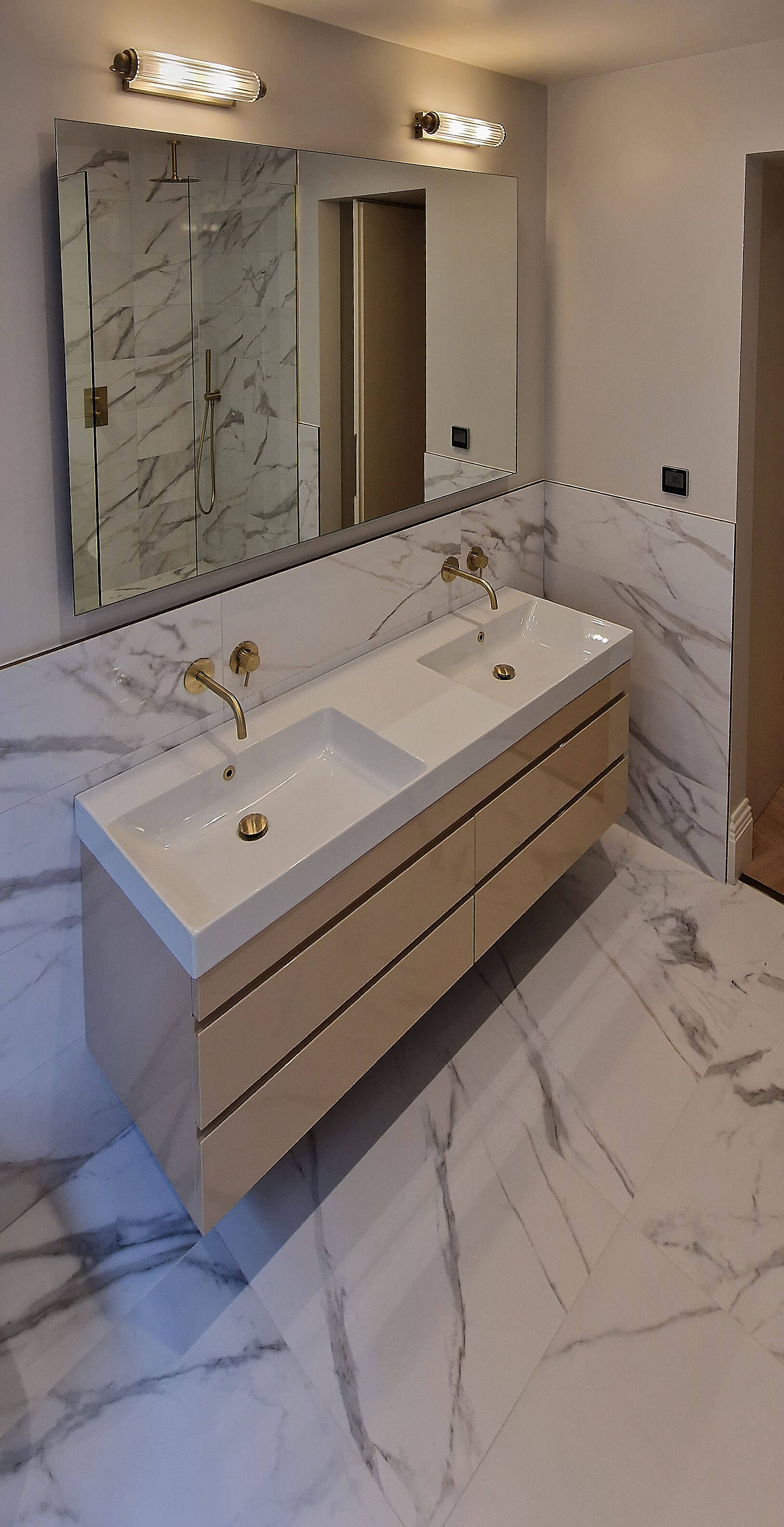 Marble double vanity with brass fittings, Chelsea SW10 Marble double vanity with brass fittings, Chelsea SW10