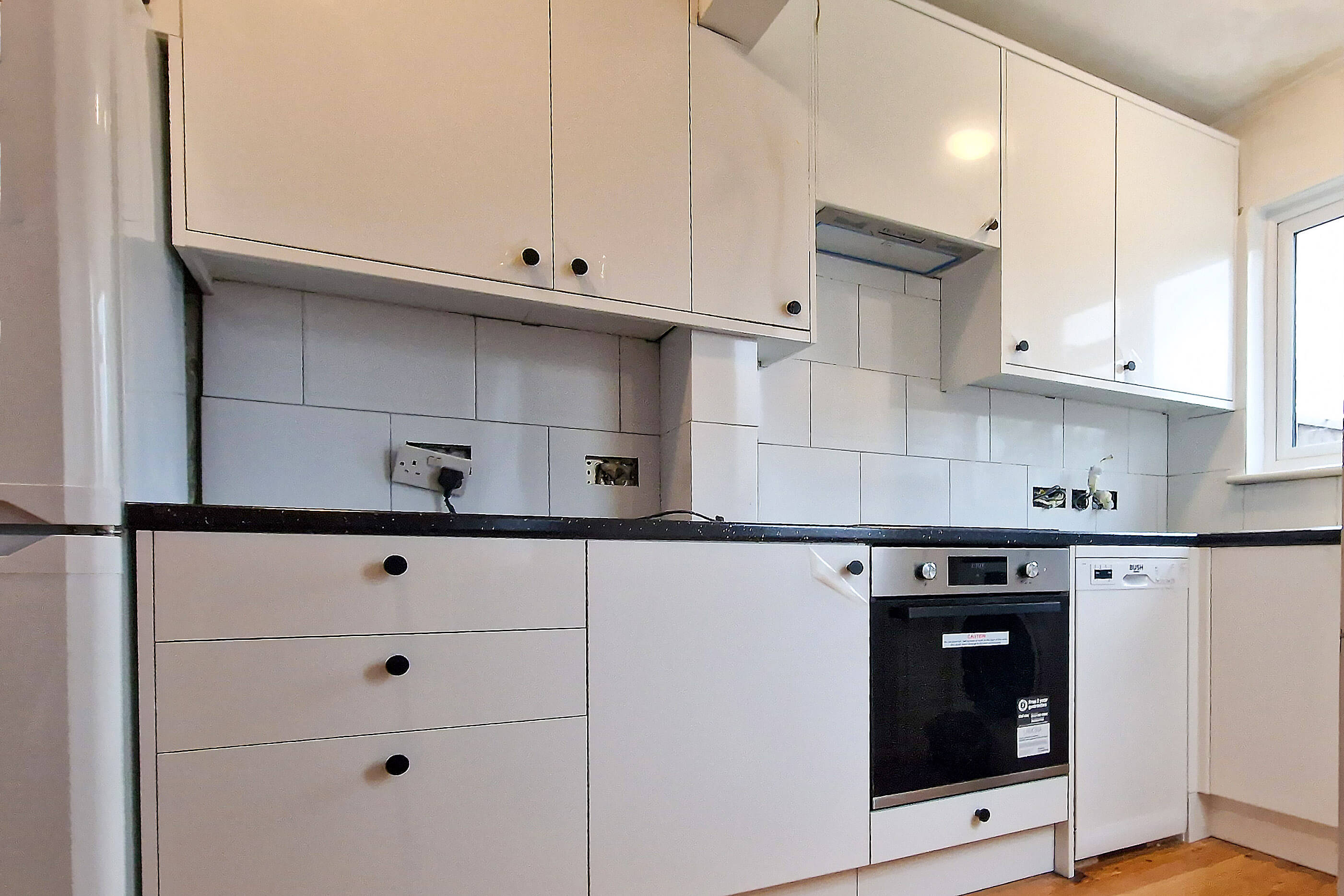 kitchen cabinets tiling fitted wallington surrey